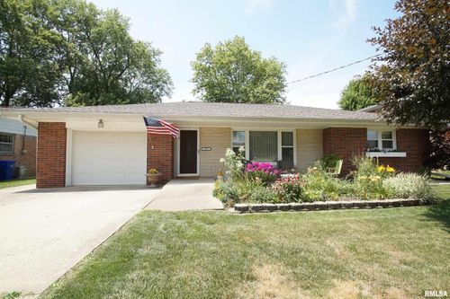 327 N Grace St, Brimfield, IL, 61517-8119 | Card Image