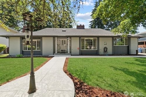 7826 Agate Dr Sw, Lakewood, WA, 98498-6230 | Card Image