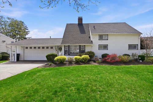 235 Twin Ln E, Wantagh, NY, 11793-1911 | Card Image