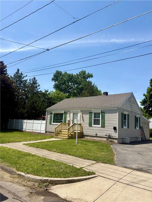 205 Shepler St, Elmira, NY, 14904-2432 | Card Image