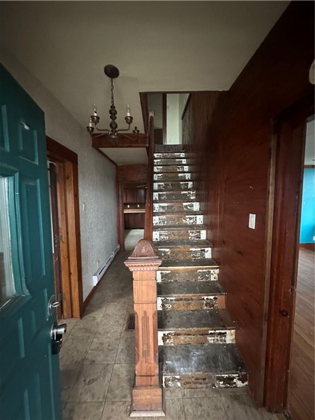 348 3 Rd St, House other with 3 bedrooms, 1 bathrooms and null parking in Webster PA | Image 7