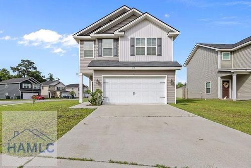 618 Fairview Cir, Hinesville, GA, 31313-5792 | Card Image