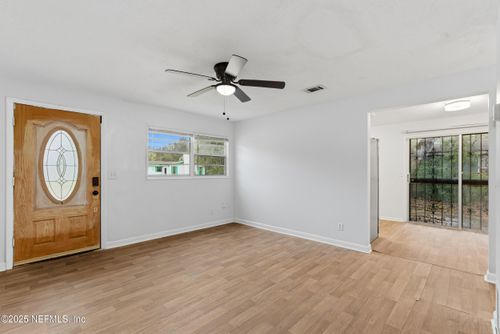 4663 Roanoke Blvd, Jacksonville, FL, 32208-1126 | Card Image