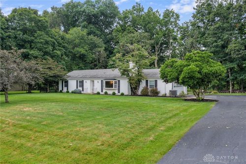 682 Milford Hills Dr, Milford, OH, 45150-1467 | Card Image