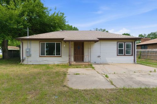 528 E 79th St S, Haysville, KS, 67060-2207 | Card Image