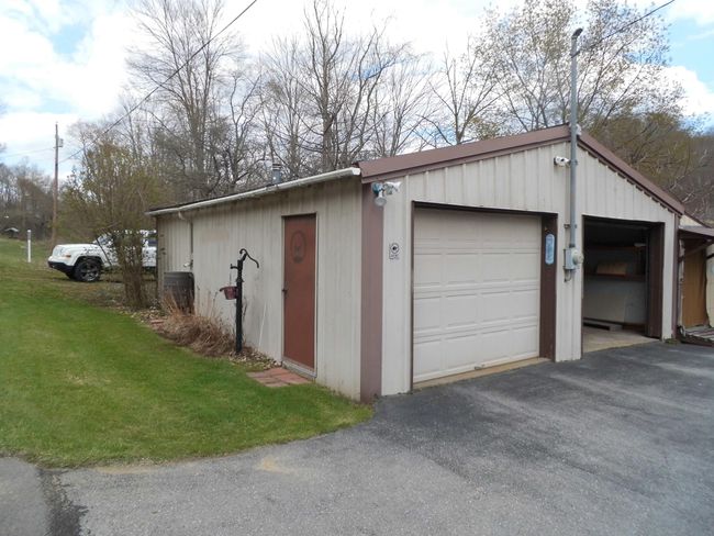 Garage | Image 62