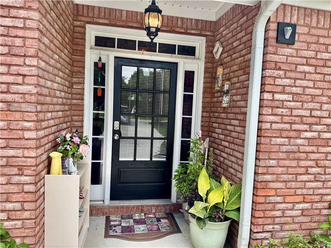 1902 Commons View Cir, House other with 4 bedrooms, 2 bathrooms and null parking in Snellville GA | Image 6