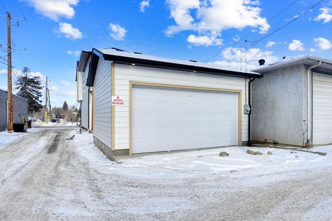 111 28 Ave Ne, House other with 4 bedrooms, 4 bathrooms and 2 parking in Calgary AB | Image 49