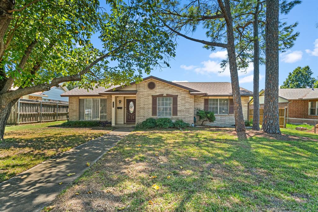 Peach Tree Ln, Irving, TX 75062