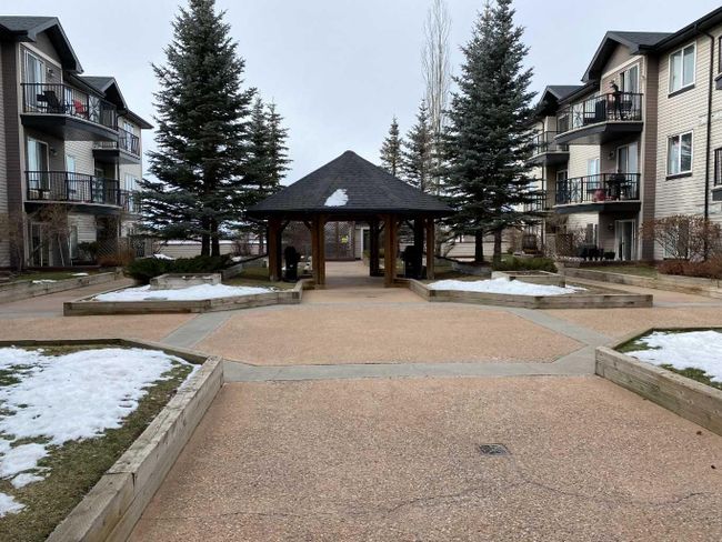 213 - 1727 54 Street Se, Home with 2 bedrooms, 2 bathrooms and 1 parking in Calgary AB | Image 12