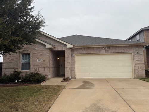 909 Bee Creek Ln, Fort Worth, TX, 76120-1336 | Card Image