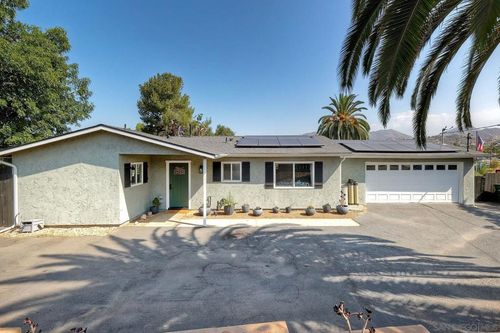 12904 Julian Ave, Lakeside, CA, 92040-4210 | Card Image