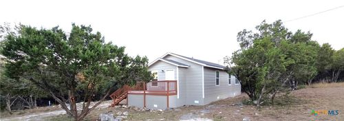 408 Clay Rdg, Canyon Lake, TX, 78133-2580 | Card Image