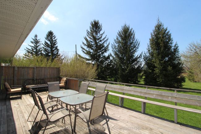 45 John St N, House other with 3 bedrooms, 2 bathrooms and 4 parking in Zurich ON | Image 32