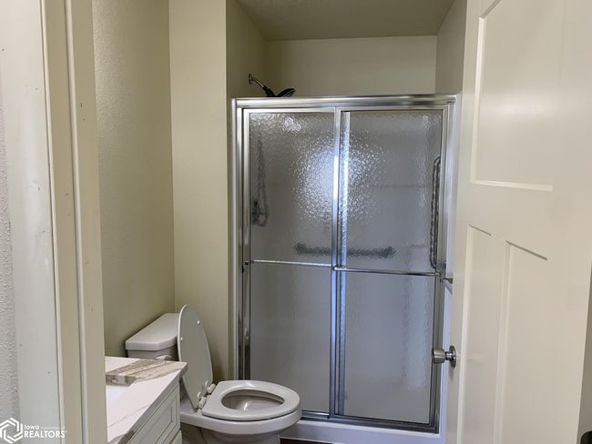 1709 Nw Church St, House other with 2 bedrooms, 2 bathrooms and null parking in Leon IA | Image 9