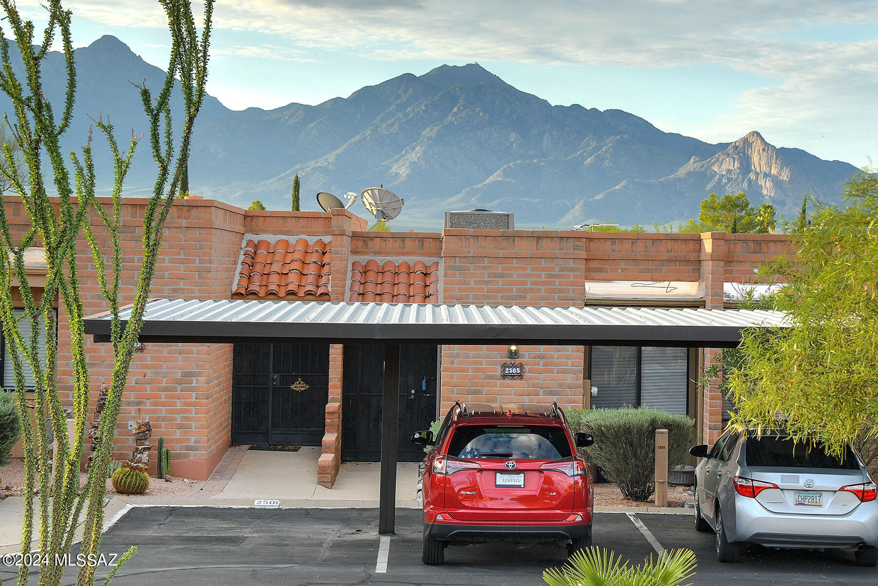 Calle Cervantes , Green Valley, AZ 85622