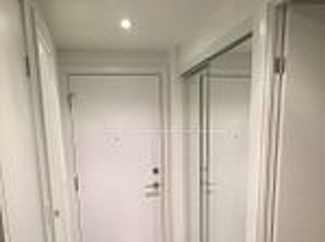 1535 - 525 Adelaide St W, Condo with 2 bedrooms, 1 bathrooms and 1 parking in Toronto ON | Image 7