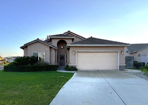 3817 Dockery Ave, Selma, CA, 93662-4536 | Card Image