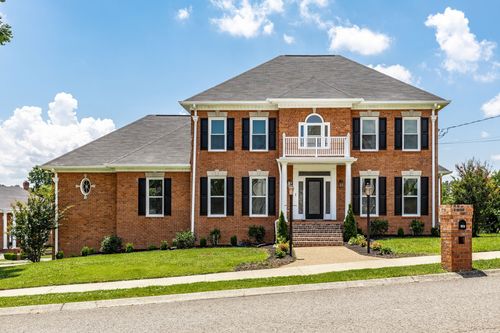 104 Governors Point Blvd, Hendersonville, TN, 37075-4063 | Card Image