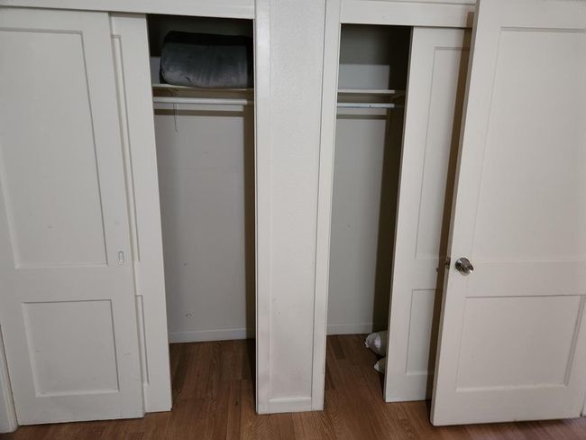 Bed 1 Closets | Image 14