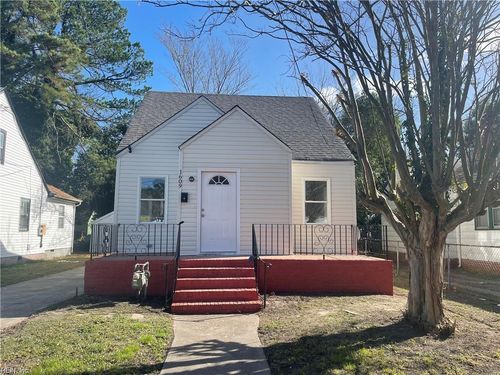 1609 Richmond Ave, Portsmouth, VA, 23704-4439 | Card Image
