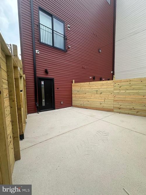 101-1828 Frankford Ave, PHILADELPHIA, PA, 19125-2450 | Card Image