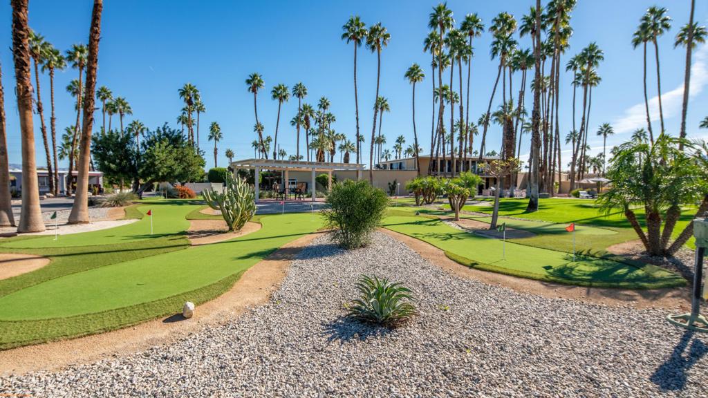 Manufactured In Park in Cathedral City 3