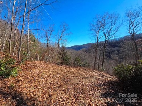 720 Autumn Dr, Maggie Valley, NC, 28751 | Card Image