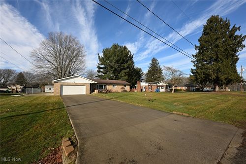 5042 Laddie Dr, New Franklin, OH, 44319-4845 | Card Image