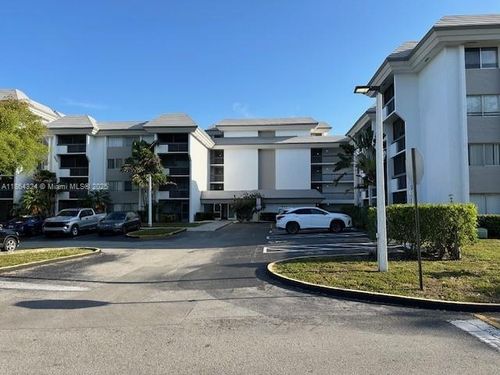 apt-214-721 N Pine Island Rd, Plantation, FL, 33324-1333 | Card Image