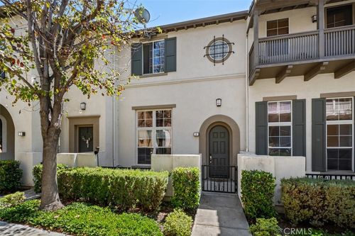 6 El Cajon, Irvine, CA, 92602-0949 | Card Image