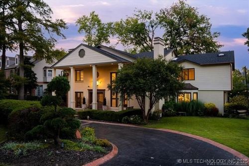 2151 27th St, Tulsa, OK, 74114-4220 | Card Image