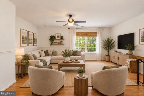 89-10305 Bridgetown Pl, Burke, VA, 22015-2808 | Card Image