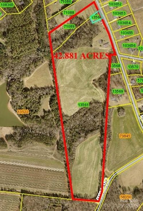 946 Shoal Rd, Lincolnton, NC, 28092-1711 | Card Image