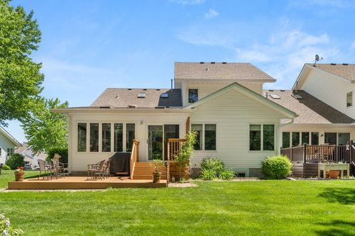 5010 Cleburne Ct, Pleasant Hill, IA, 50327-7080 | Card Image