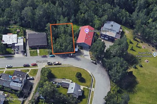 710 Sunset Dr, Anchorage, AK, 99501-1280 | Card Image