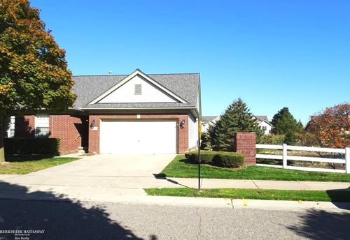 25903 Ashby Dr, Harrison Township, MI, 48045-3080 | Card Image