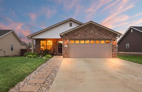 441 Middle Creek Way, Berea, KY, 40403-8696 | Card Image