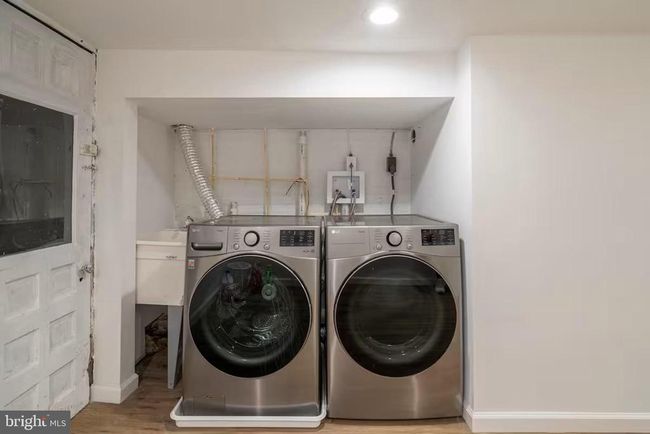 222 S Robinson St, Townhouse with 2 bedrooms, 3 bathrooms and null parking in BALTIMORE MD | Image 25