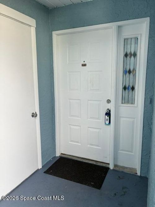 35a-2107 Hidden Grove Ln, Merritt Island, FL, 32953-5200 | Card Image