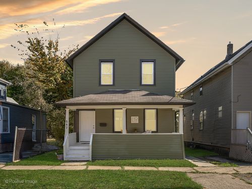 547 Martin Luther King Jr Ave, Waukegan, IL, 60085-6540 | Card Image