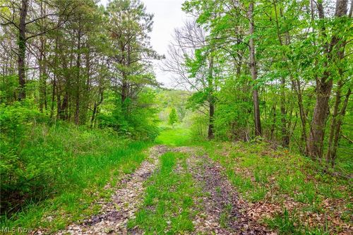 60936 Patch Rd, New Concord, OH, 43762-9324 | Card Image