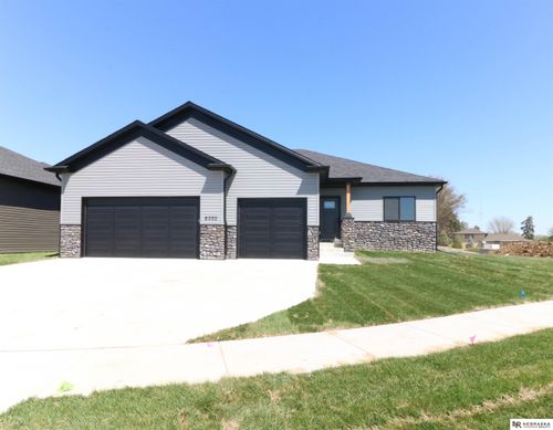 8050 Ephraem Pl, Lincoln, NE, 68516-9558 | Card Image