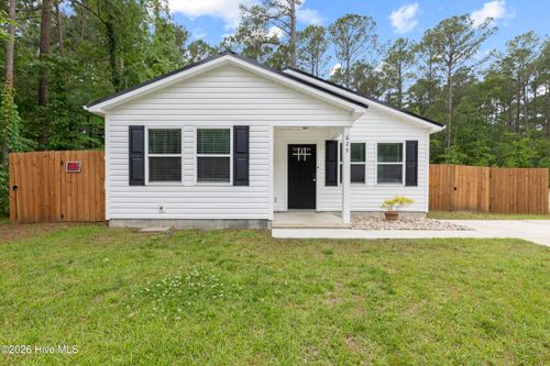 629 Walnut Dr, Jacksonville, NC, 28540-9080 | Card Image
