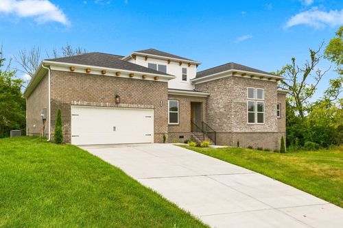 1004 Tiane Trl, Gallatin, TN, 37066-5267 | Card Image