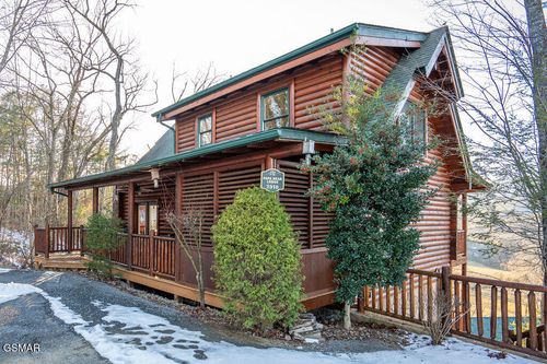 2310 Hollow Branch Way, Pigeon Forge, TN, 37862 | Card Image