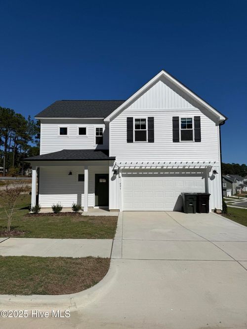 621 Chambers Dr, Aberdeen, NC, 28315-0805 | Card Image