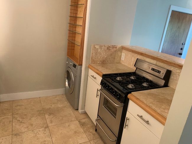 APT-5 - 1605 Pease Rd, Condo with 2 bedrooms, 1 bathrooms and 1 parking in Austin TX | Image 7