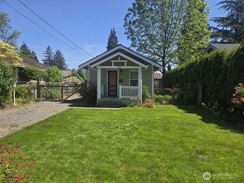 3011 Division St, Enumclaw, WA, 98022-3319 | Card Image