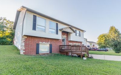 601 Twin Valley Drive, House other with 4 bedrooms, 2 bathrooms and 2 parking in Lebanon MO | Image 3